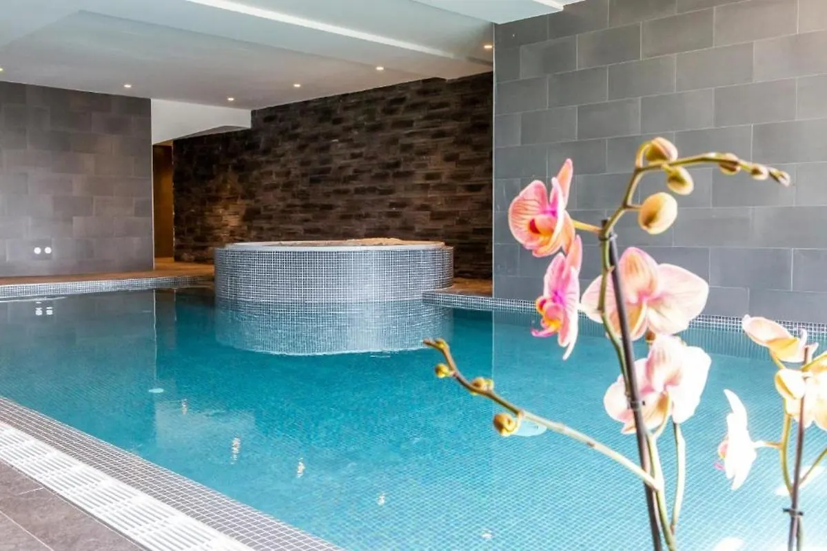 Nemea Nice Riviera Aparthotel 4*,  France